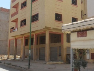 Immeuble à vendre R+3 deux faces 180 m² semi finie à quartier marjane 1 Meknès