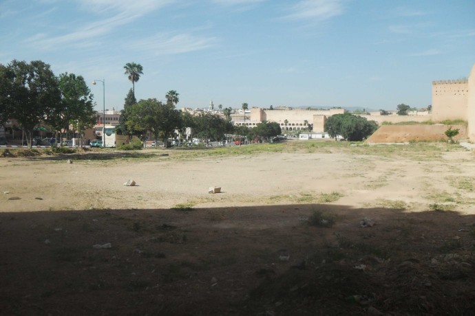 terrain-de-2-hectares-et-6866-m2-titre-foncier-en-plein-centre-ville-meknes-big-5