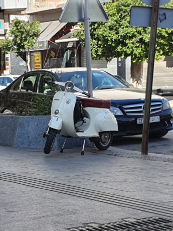 vespa-primavera-vintage-big-2