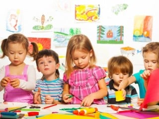 ECOLE MATERNELLE A VENDRE