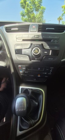 honda-civic-diesel-manuelle-2017-a-rabat-big-6