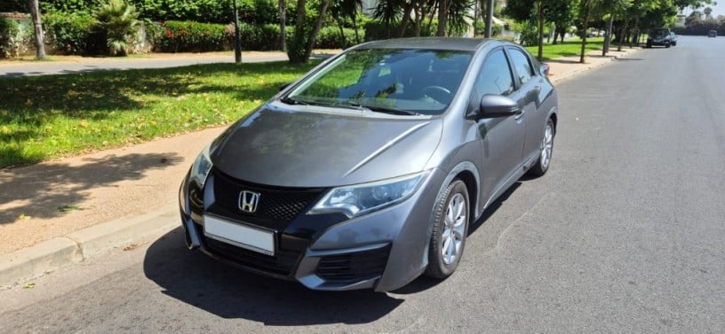 honda-civic-diesel-manuelle-2017-a-rabat-big-4