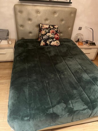 cadre-de-lit-avec-matelas-big-0