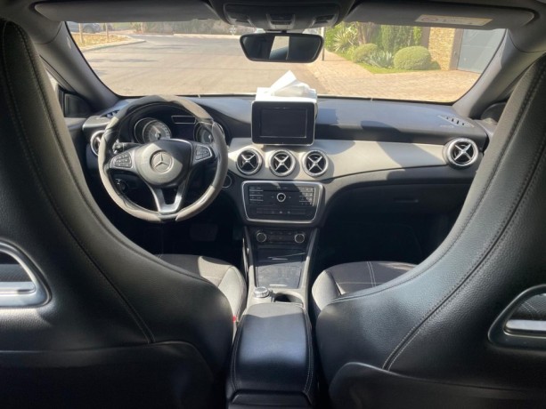 mercedes-cla-220-cdi-170ch-bva7-full-led-cuir-18-big-4